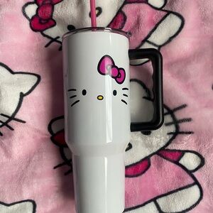 Hello kitty tumbler